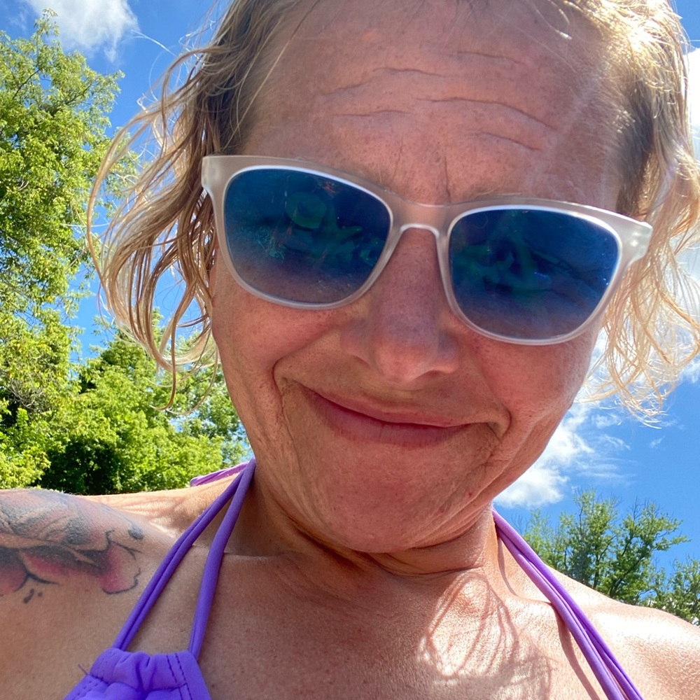 Meet your Posher, Andrea